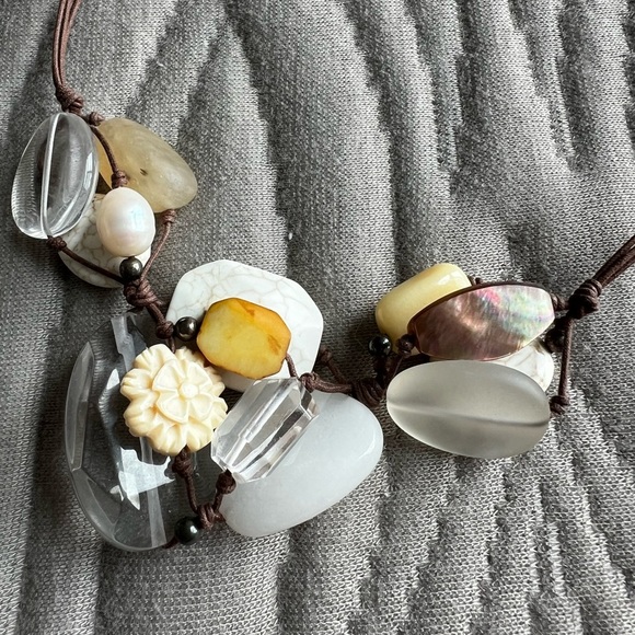 Silpada .925 Sterling Pearl Quartz Magnesite Calcite Carved Bone Flower Necklace - Picture 3 of 6